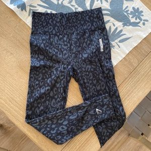 Gymshark Adapt Animal Print size M
